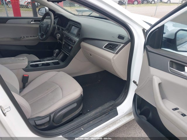 Hyundai SONATA SE 2016 5NPE24AF3GH355350 Image 5