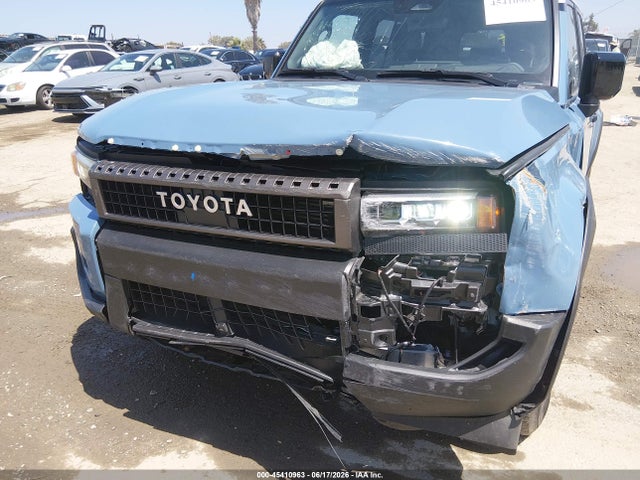 45410963 :رقم المزاد ، JTEABFAJXSK026813 vin ، 2025 Toyota Land Cruiser مزاد بيع