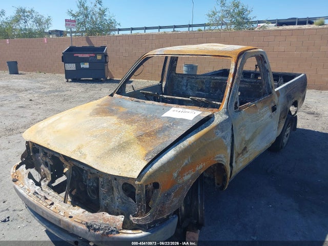 45410973 :رقم المزاد ، 5TENL42N52Z035763 vin ، 2002 Toyota Tacoma مزاد بيع