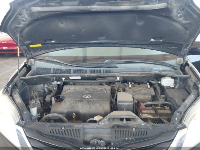 5TDKK3DC5ES451180 Toyota Sienna Le V6 8 Passenger
