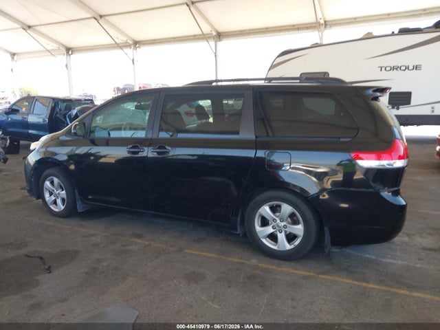 5TDKK3DC5ES451180 Toyota Sienna Le V6 8 Passenger