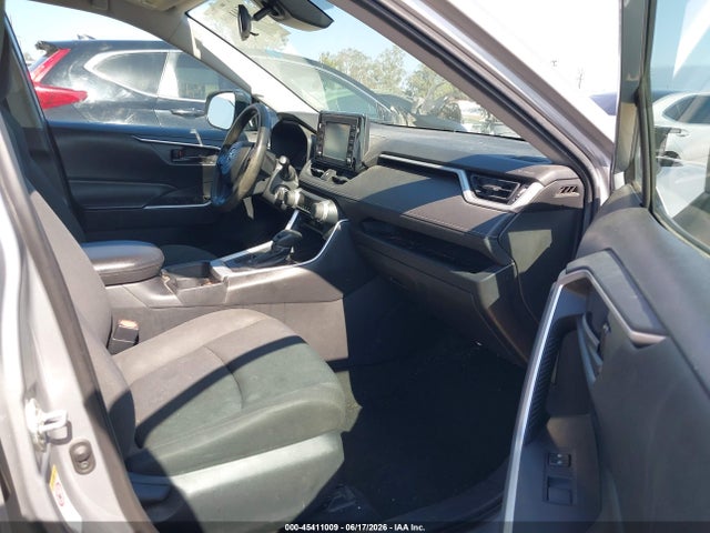 Toyota RAV4 LE 2019 2T3H1RFV7KW005427 Image 5