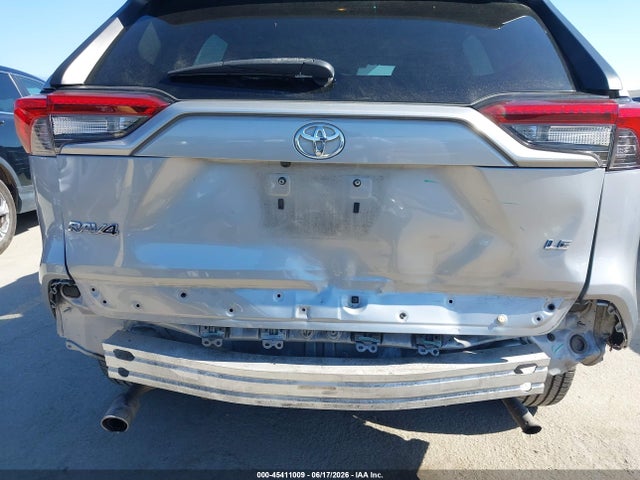 Toyota RAV4 LE 2019 2T3H1RFV7KW005427 Image 6