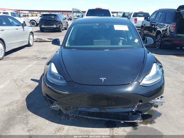 Tesla Model 3 Standard Range Plus Rear-wheel Drive 2021 5YJ3E1EAXMF062115 Image 11