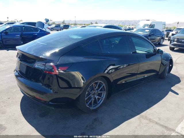 Tesla Model 3 Standard Range Plus Rear-wheel Drive 2021 5YJ3E1EAXMF062115 Image 4