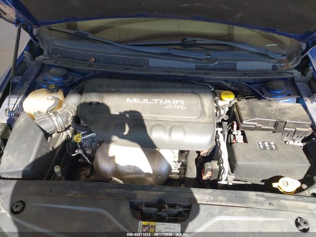 45411024 :رقم المزاد ، 1C3CCCAB0FN719237 vin ، 2015 Chrysler 200 Limited مزاد بيع
