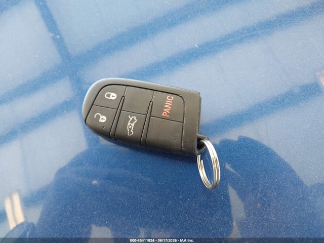 Chrysler 200 Limited 2015 1C3CCCAB0FN719237 Image 11