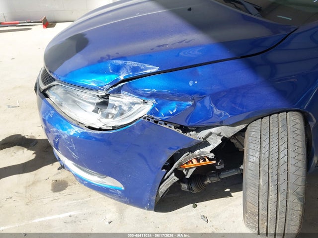 Chrysler 200 Limited 2015 1C3CCCAB0FN719237 Image 6