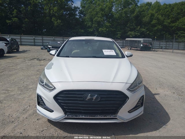 Продажа на аукционе авто 2018 Hyundai Sonata Sel, vin: 5NPE34AF8JH689555, номер лота: 45411028
