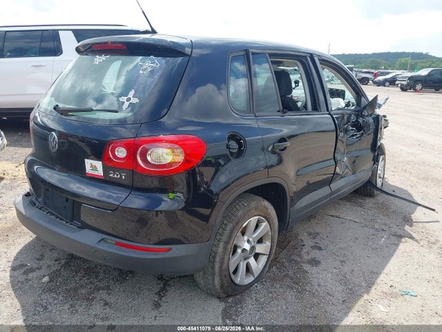 2010 Volkswagen Tiguan S მანქანა იყიდება აუქციონზე, vin: WVGAV7AXXAW524602, აუქციონის ნომერი: 45411079