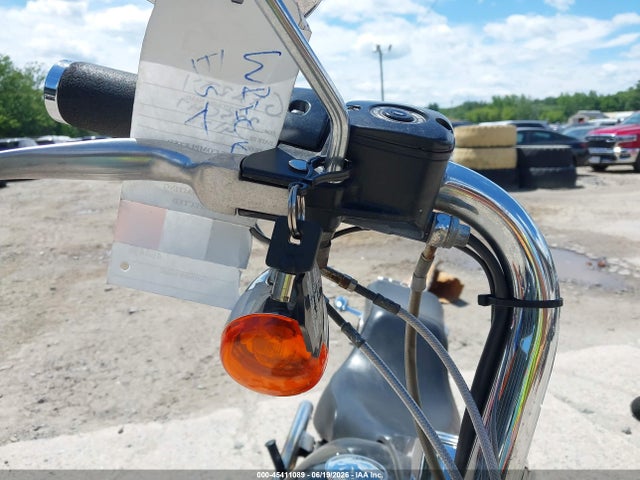 2005 Harley-davidson Fxsti მანქანა იყიდება აუქციონზე, vin: 1HD1BVB185Y017976, აუქციონის ნომერი: 45411089