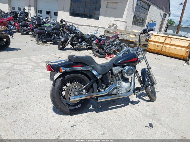 2005 Harley-davidson Fxsti მანქანა იყიდება აუქციონზე, vin: 1HD1BVB185Y017976, აუქციონის ნომერი: 45411089
