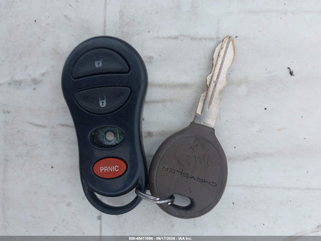 2005 Chrysler Sebring მანქანა იყიდება აუქციონზე, vin: 1C3EL45R05N635665, აუქციონის ნომერი: 45411096