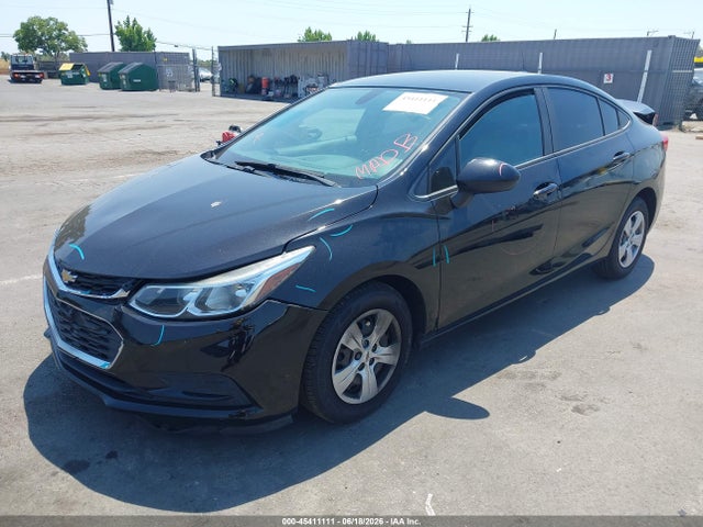 Chevrolet Cruze Ls Auto 2017 1G1BC5SM9H7114281 Image 2