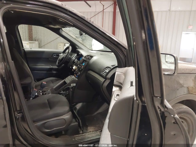 Ford Utility Police Interceptor 2017 1FM5K8AR2HGE14066 Image 5