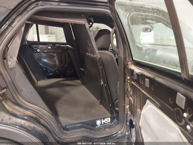 Ford Utility Police Interceptor 2017 1FM5K8AR2HGE14066 Image 8
