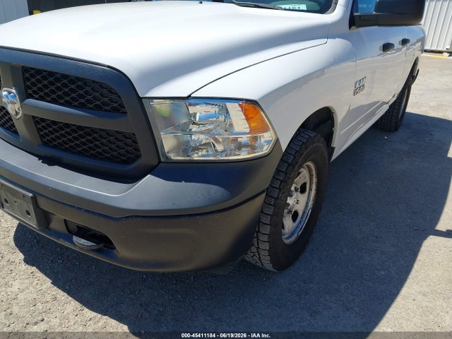 45411184 :رقم المزاد ، 1C6RR7FG9JS326211 vin ، 2018 Ram 1500 Tradesman  4x4 6'4 Box مزاد بيع