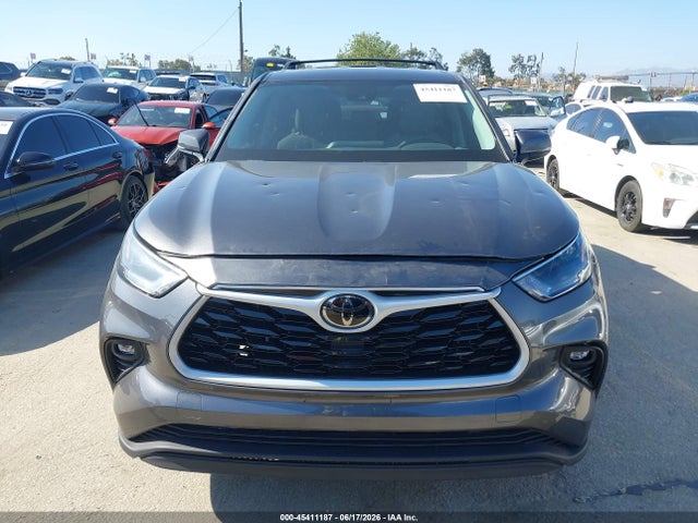Toyota Highlander L 2022 5TDCZRAH2NS095533 Image 12