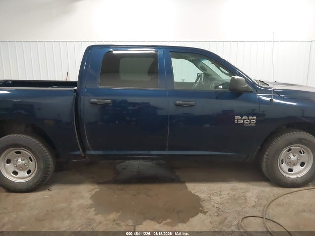 2019 Ram 1500 Classic Tradesman  4x4 5'7 Box მანქანა იყიდება აუქციონზე, vin: 1C6RR7KG0KS651496, აუქციონის ნომერი: 45411226