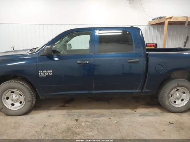2019 Ram 1500 Classic Tradesman  4x4 5'7 Box მანქანა იყიდება აუქციონზე, vin: 1C6RR7KG0KS651496, აუქციონის ნომერი: 45411226