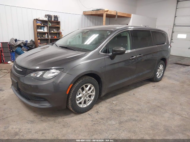 Chrysler Voyager Lx 2022 2C4RC1CG6NR132402 Image 2