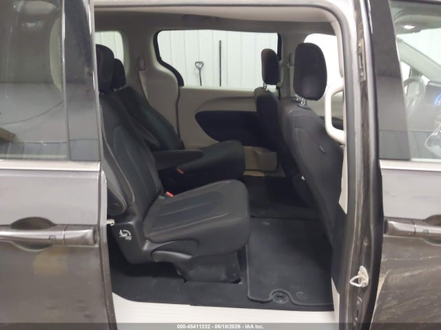 Chrysler Voyager Lx 2022 2C4RC1CG6NR132402 Image 8
