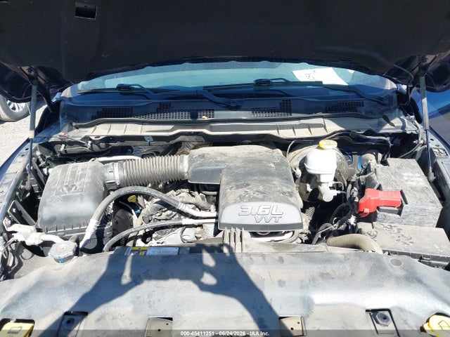 3C6JR6DG0HG764675 RAM 1500 Tradesman 4x2 8&#039; Box