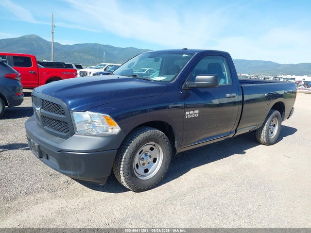 3C6JR6DG0HG764675 RAM 1500 Tradesman 4x2 8&#039; Box