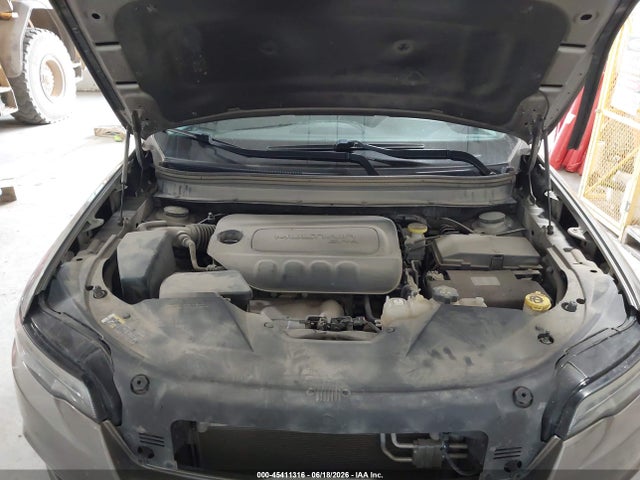 Jeep Cherokee Latitude 4x4 2019 1C4PJMCB9KD464089 Image 10