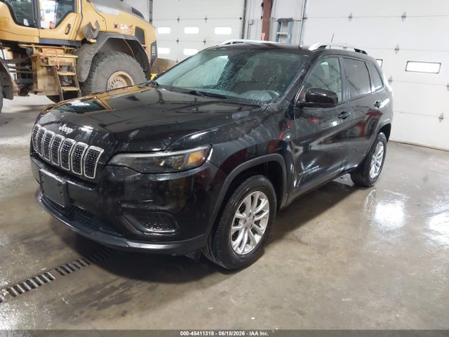45411318 :رقم المزاد ، 1C4PJMCB2MD242755 vin ، 2021 Jeep Cherokee Latitude 4x4 مزاد بيع