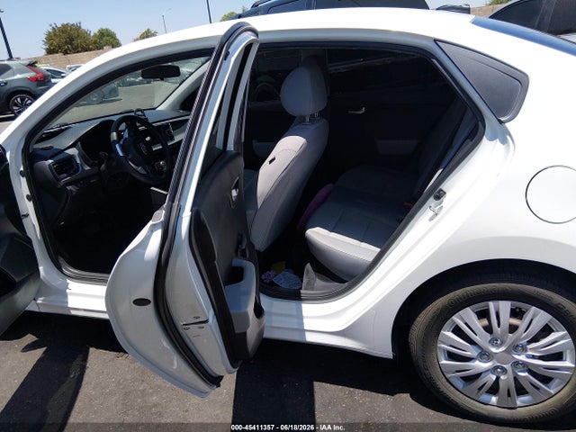 KIA RIO LX 2018 3KPA24AB8JE062292 Image 8