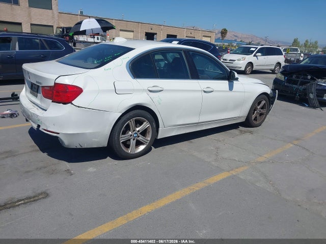 BMW 328I 2015 WBA3C1C54FP852463 Image 4