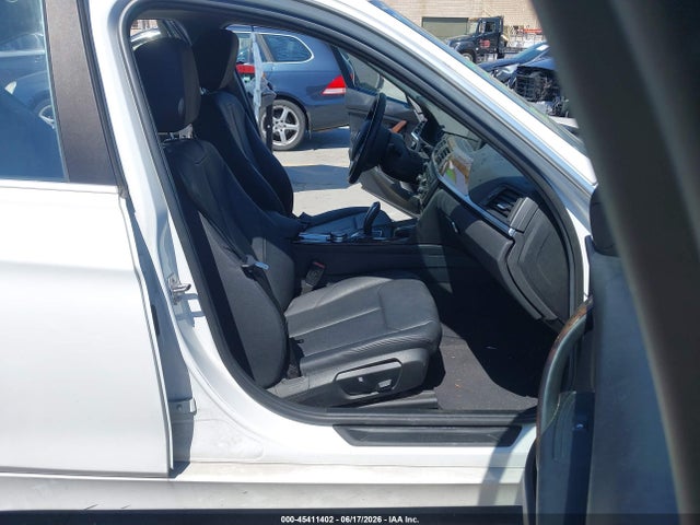 BMW 328I 2015 WBA3C1C54FP852463 Image 5