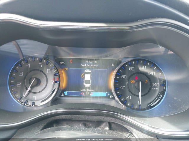 Продажа на аукционе авто 2015 Chrysler 200 S, vin: 1C3CCCDGXFN644294, номер лота: 45411429