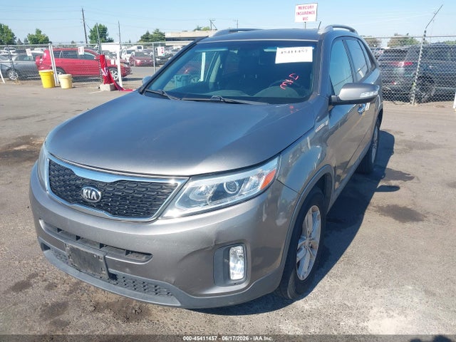KIA SORENTO LX 2014 5XYKT3A60EG540289 Image 2