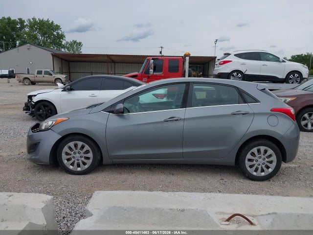 Продажа на аукционе авто 2017 Hyundai Elantra Gt, vin: KMHD35LH8HU375691, номер лота: 45411463