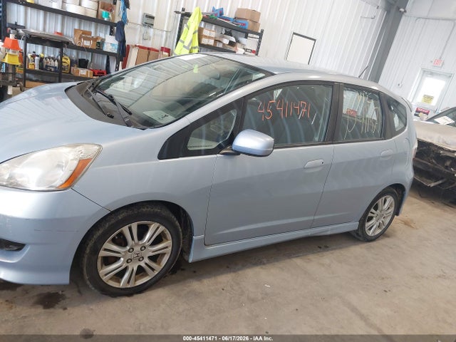 2009 Honda Fit Sport მანქანა იყიდება აუქციონზე, vin: JHMGE88469S053551, აუქციონის ნომერი: 45411471