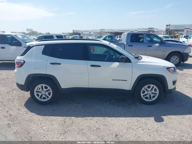 3C4NJCAB3JT374398 Jeep Compass Sport Fwd