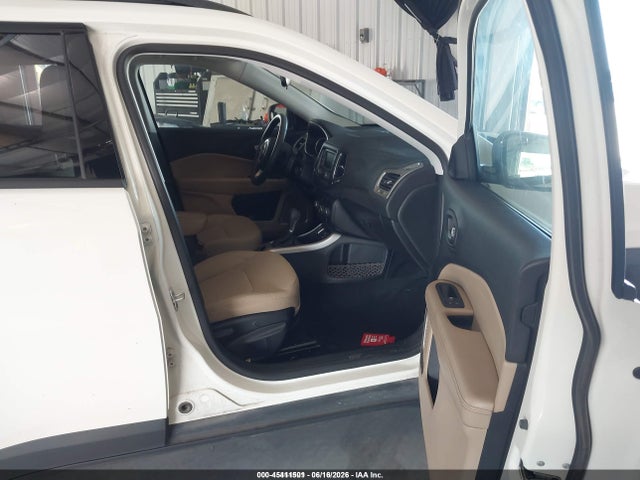 3C4NJCAB3JT374398 Jeep Compass Sport Fwd