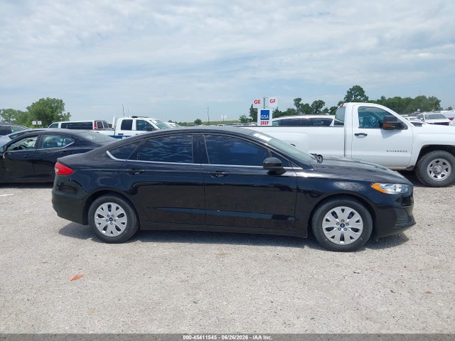 3FA6P0G75KR273940 Ford FUSION S