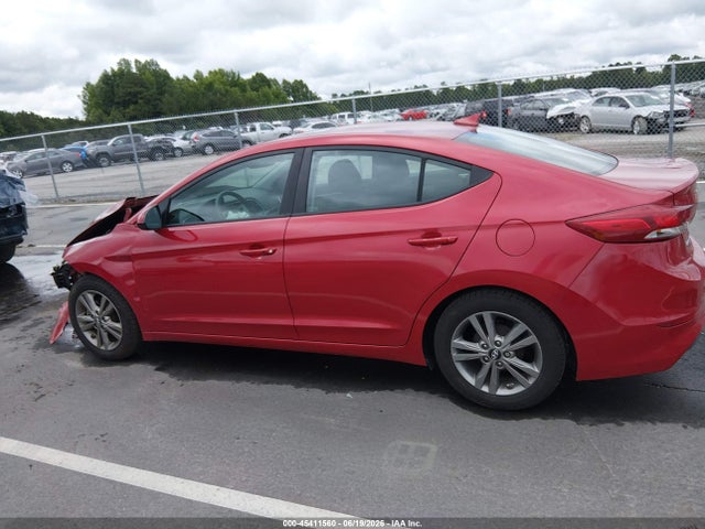 2017 Hyundai Elantra Value Edition მანქანა იყიდება აუქციონზე, vin: 5NPD84LF4HH133084, აუქციონის ნომერი: 45411560