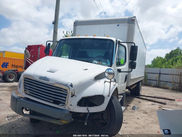 45411610 :رقم المزاد ، 1FVACWDU0CHBL6315 vin ، 2012 Freightliner M2 106 Medium Duty مزاد بيع