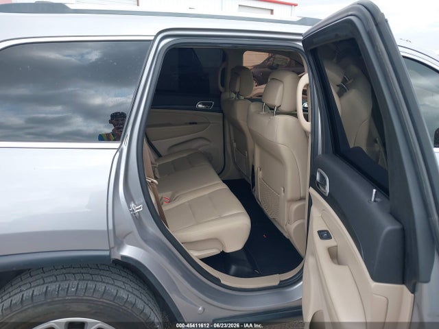 1C4RJEAG7MC797820 Jeep Grand Cherokee Laredo E 4x2