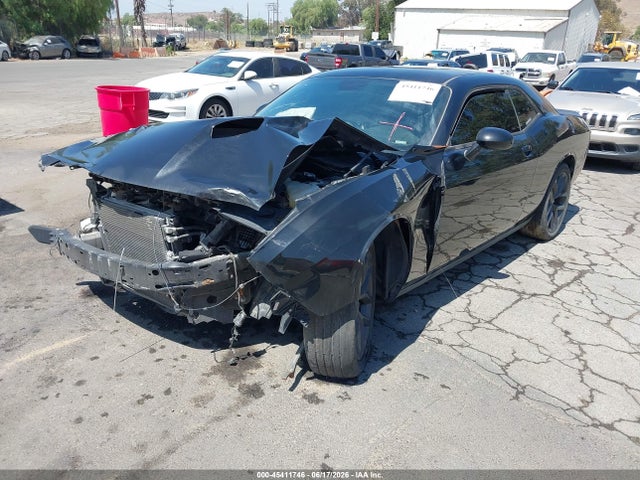 Dodge Challenger Sxt 2019 2C3CDZAG2KH557383 Image 2