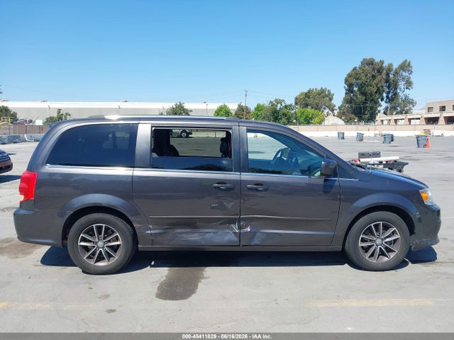 Dodge Grand Caravan Sxt 2017 2C4RDGCGXHR790728 Image 13