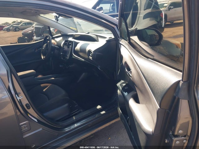 JTDKARFU9L3122802 Toyota Prius Le