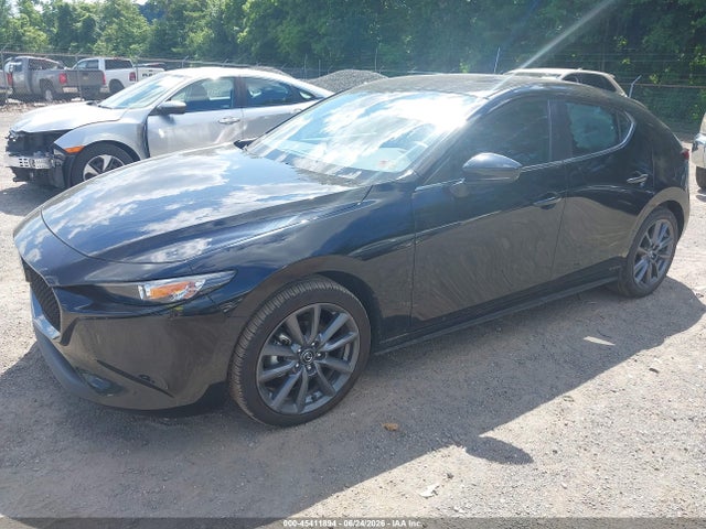 Mazda Mazda3 2.5 S Preferred 2025 JM1BPALMXS1768946 Image 2
