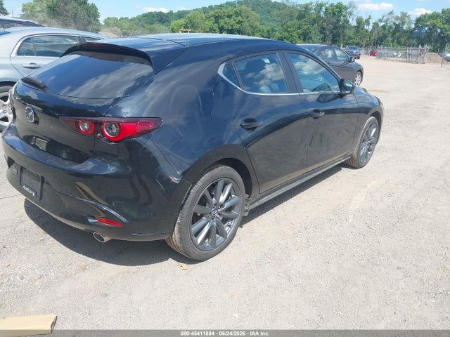Mazda Mazda3 2.5 S Preferred 2025 JM1BPALMXS1768946 Image 4
