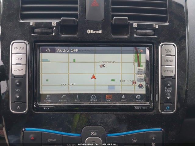 Nissan LEAF SV 2017 1N4BZ0CP3HC304625 Image 14