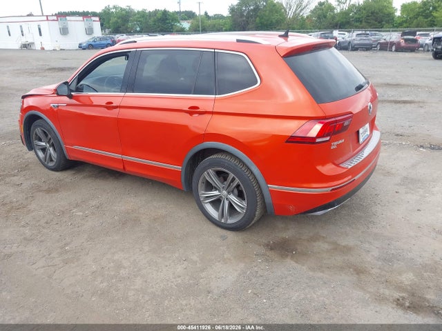 Продаж на аукціоні авто 2019 Volkswagen Tiguan 2.0t Se/2.0t Sel/2.0t Sel R-line/2.0t Sel R-line Black, vin: 3VV3B7AX9KM039778, номер лоту: 45411926